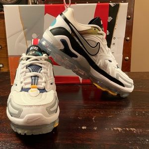Air VaporMax Evo Sneaker | 8